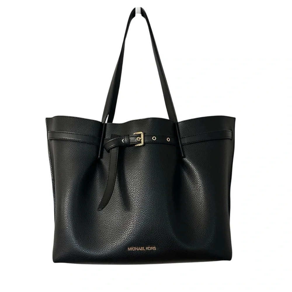 Michael Kors Women’s Black Pebbled Large Leather Tote with Snap Closure GUC